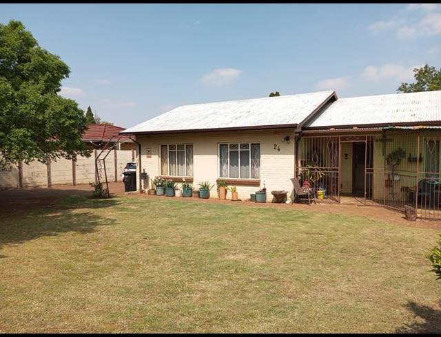 6 BEDROOM HOUSE FOR SALE IN CASSELDALE